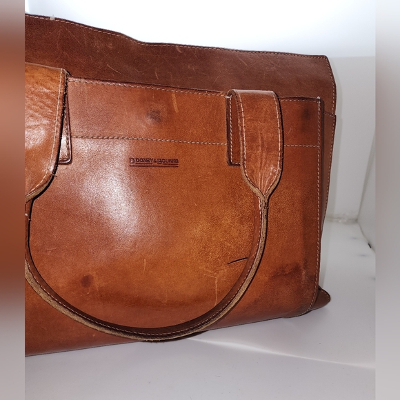 Dooney And Bourke Vintage Alto Executive Cognac Tote And Wallet - Picture 5 of 17